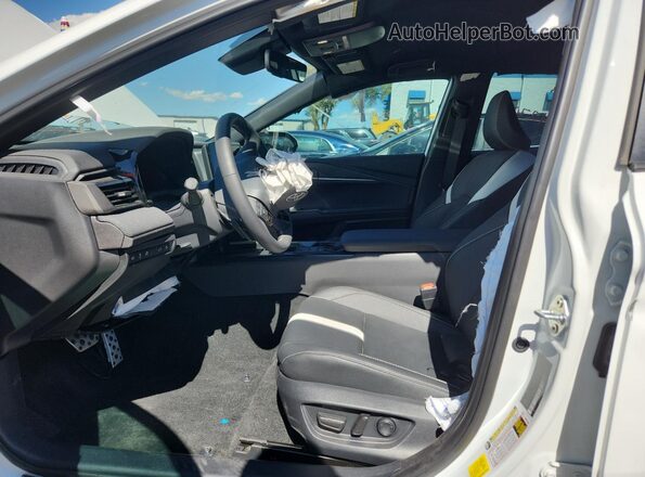 4T1DAACK4SU171651 2025 TOYOTA CAMRY White Front interior view