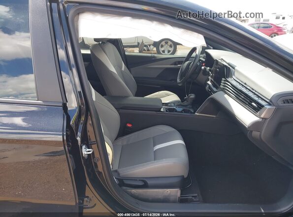 4T1DAACK4SU609505 2025 TOYOTA CAMRY Черный Вид салона спереди