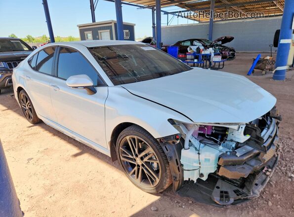 4T1DAACK4TU285537 2026 TOYOTA CAMRY White Առջևի աջ