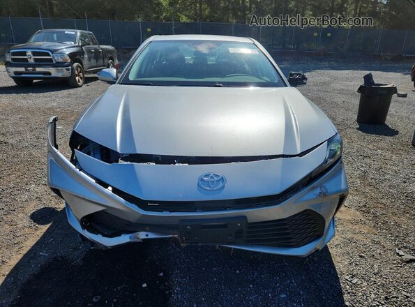4T1DAACK4TU705488 2026 TOYOTA CAMRY Silver სალონის 360-გრადუსიანი ხედი