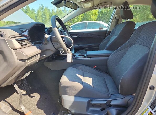 4T1DAACK4TU705488 2026 TOYOTA CAMRY Silver წინა სალონის ხედი