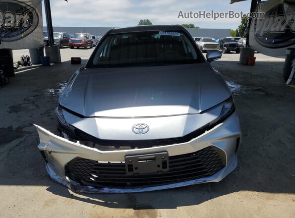 4T1DAACK4TU712814 2026 TOYOTA CAMRY Silver 360 interior view