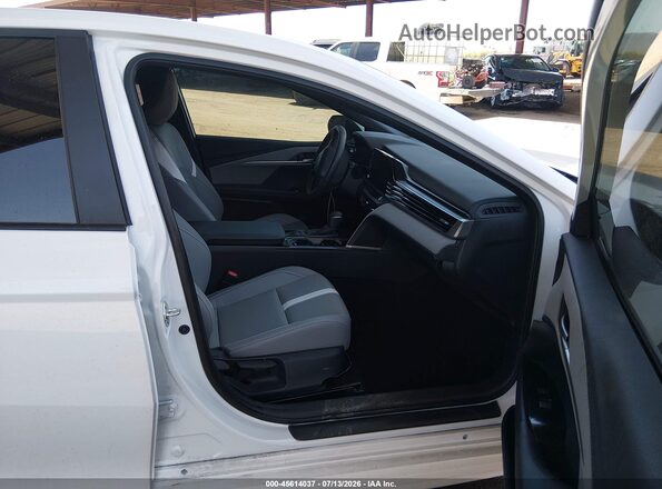 4T1DAACK4TU726308 2026 TOYOTA CAMRY White Սալոնի դիմացի տեսք