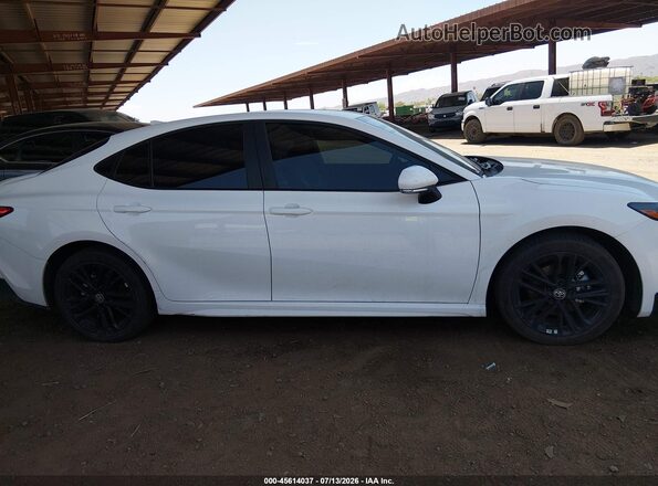 4T1DAACK4TU726308 2026 TOYOTA CAMRY White Սալոնի հետևի տեսք