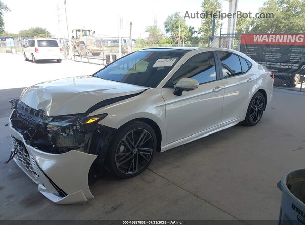 4T1DAACK4TU744226 2026 TOYOTA CAMRY White Przód lewy