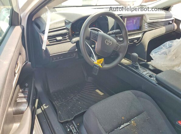 4T1DAACK5SU034475 2025 TOYOTA CAMRY Белый Вид панели приборов