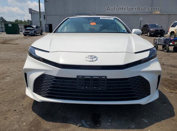 4T1DAACK5SU034475 2025 TOYOTA CAMRY Белый Вид спереди
