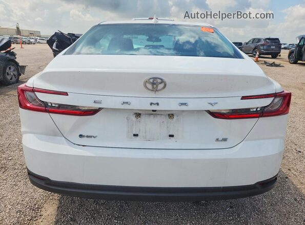 4T1DAACK5SU041197 2025 TOYOTA CAMRY White Rear view