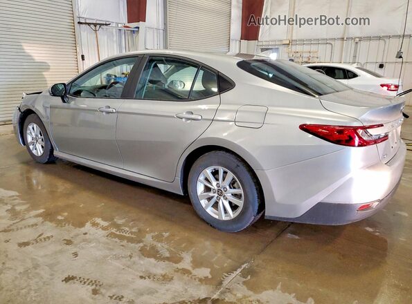 4T1DAACK5SU055245 2025 TOYOTA CAMRY Silver Задня ліва чверть