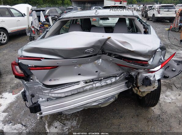 4T1DAACK5SU105495 2025 TOYOTA CAMRY Серебряный Вид спереди