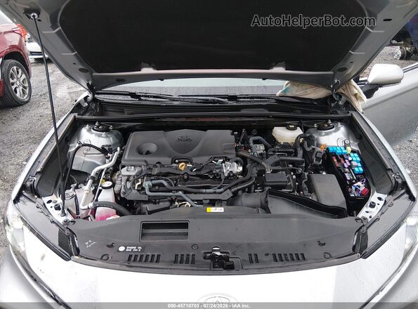 4T1DAACK5SU105495 2025 TOYOTA CAMRY Серебряный Вид сзади