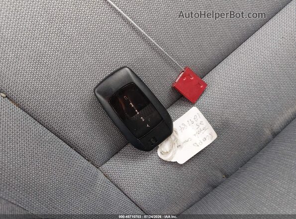 4T1DAACK5SU105495 2025 TOYOTA CAMRY Серебряный Вид панели приборов
