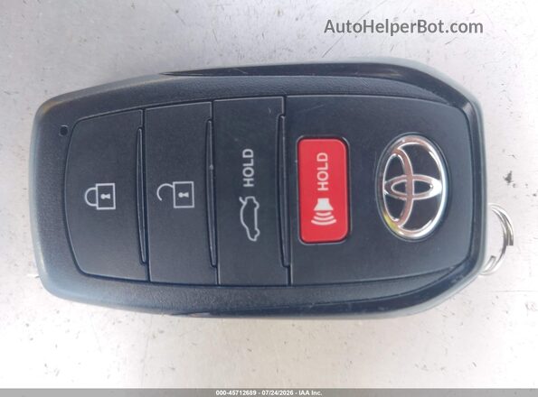 4T1DAACK5SU135077 2025 TOYOTA CAMRY White Vista del salpicadero