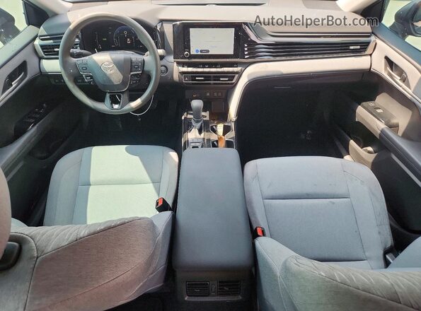 4T1DAACK5SU181668 2025 TOYOTA CAMRY Gray Widok deski rozdzielczej