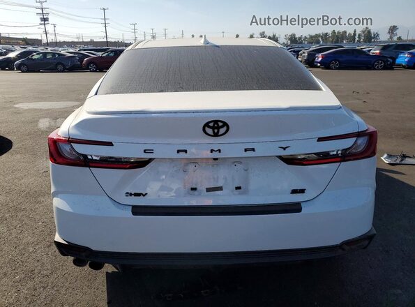 4T1DAACK5SU183971 2025 TOYOTA CAMRY White Rear view