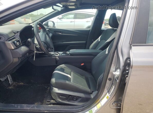 4T1DAACK5SU571041 2025 TOYOTA CAMRY Gray Vista interior delantera