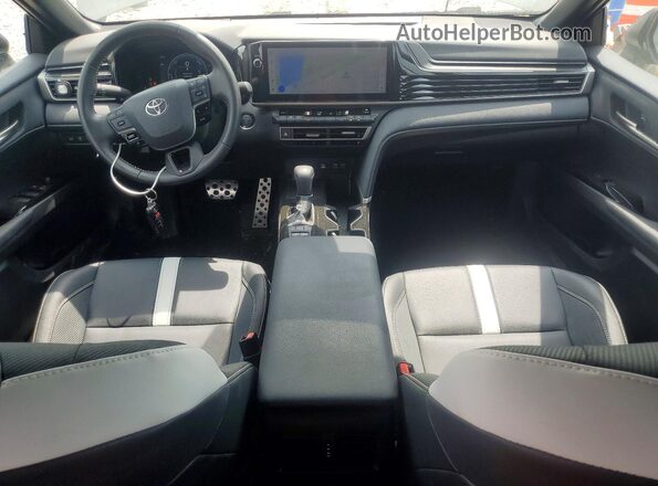 4T1DAACK5SU571041 2025 TOYOTA CAMRY Gray Vista del salpicadero