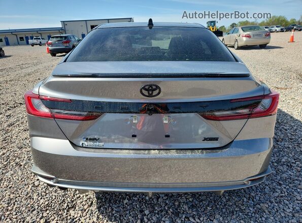 4T1DAACK5SU591113 2025 TOYOTA CAMRY Gray Widok z tyłu