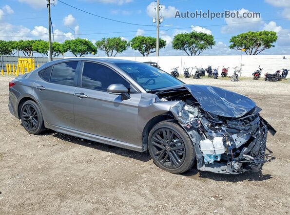 4T1DAACK5SU638463 2025 TOYOTA CAMRY Серый Передняя правая четверть