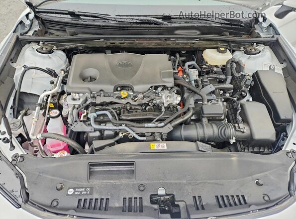 4T1DAACK5SU649348 2025 TOYOTA CAMRY White Widok wnętrza z tyłu