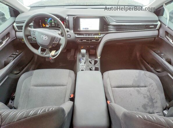 4T1DAACK5SU649348 2025 TOYOTA CAMRY White Widok deski rozdzielczej