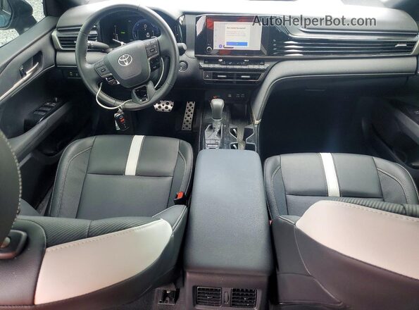 4T1DAACK5TU236430 2026 TOYOTA CAMRY Синий Вид панели приборов