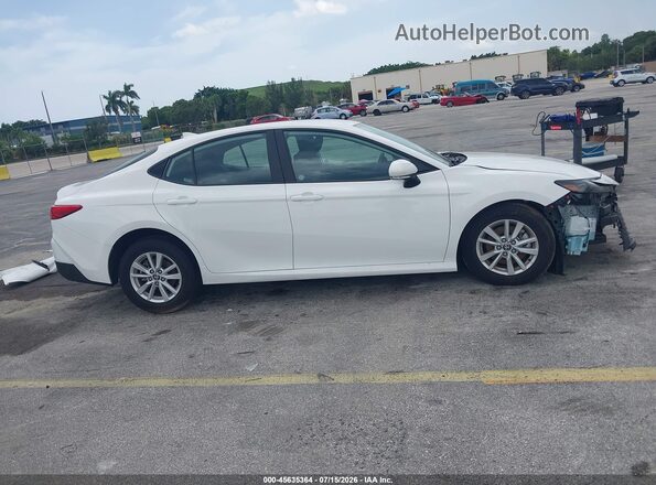 4T1DAACK5TU253938 2026 TOYOTA CAMRY White Вид задньої частини салону
