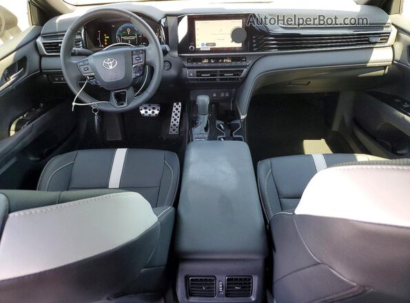 4T1DAACK5TU254037 2026 TOYOTA CAMRY Черный Вид панели приборов