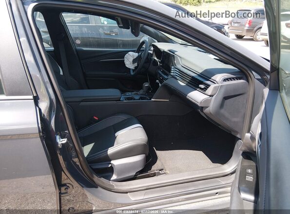 4T1DAACK5TU306816 2026 TOYOTA CAMRY Серый Вид салона спереди