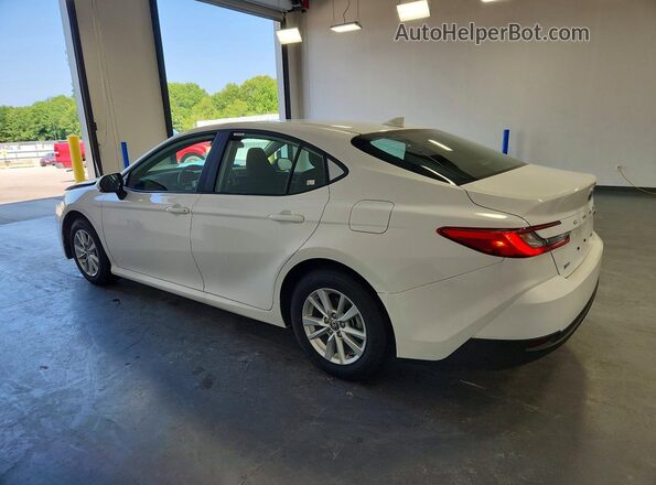 4T1DAACK5TU710022 2026 TOYOTA CAMRY White Rear left