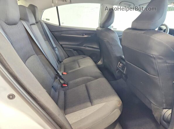 4T1DAACK5TU710022 2026 TOYOTA CAMRY White Rear seats view