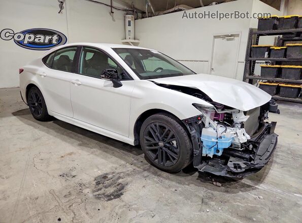 4T1DAACK5TU713809 2026 TOYOTA CAMRY White Առջևի աջ