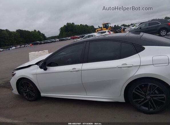 4T1DAACK6SU054282 2025 TOYOTA CAMRY White Սալոնի 360 աստիճան տեսք