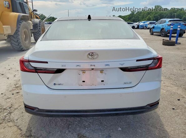 4T1DAACK6SU091347 2025 TOYOTA CAMRY White Widok z tyłu