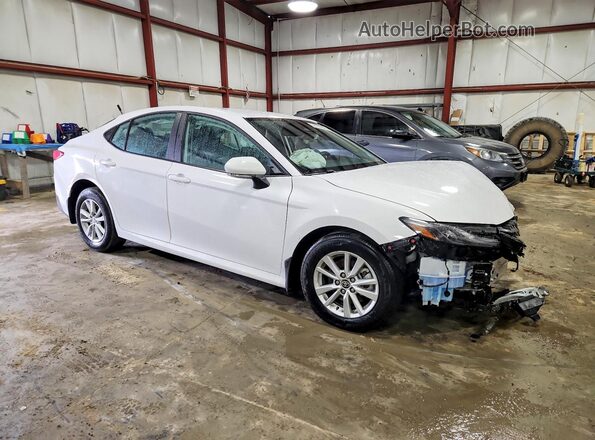 4T1DAACK6SU122810 2025 TOYOTA CAMRY Белый Передняя правая четверть