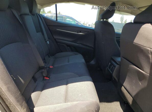 4T1DAACK6SU172901 2025 TOYOTA CAMRY Silver Widok tylnych siedzeń