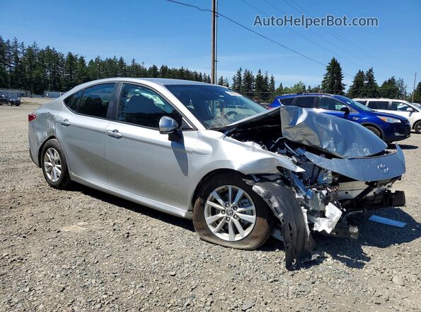4T1DAACK6SU172901 2025 TOYOTA CAMRY Silver Przód prawy