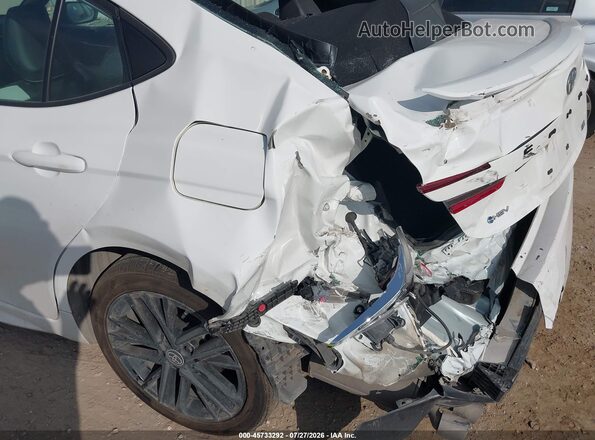4T1DAACK6SU555897 2025 TOYOTA CAMRY White Widok z przodu