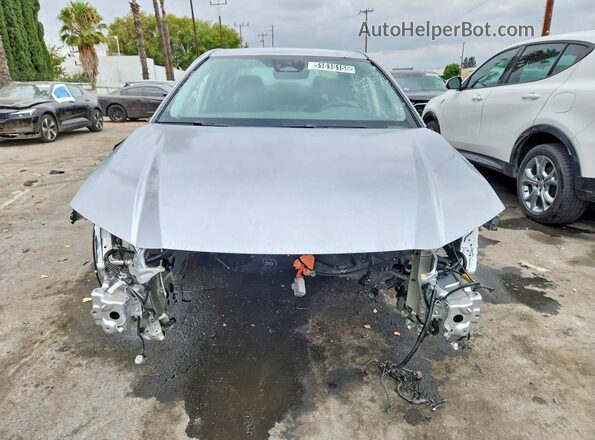 4T1DAACK6SU574076 2025 TOYOTA CAMRY Silver Դիմացի տեսք