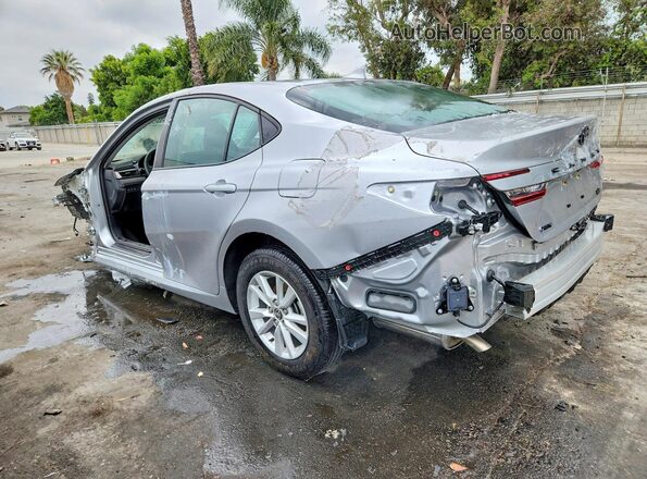 4T1DAACK6SU574076 2025 TOYOTA CAMRY Silver Հետևի ձախ