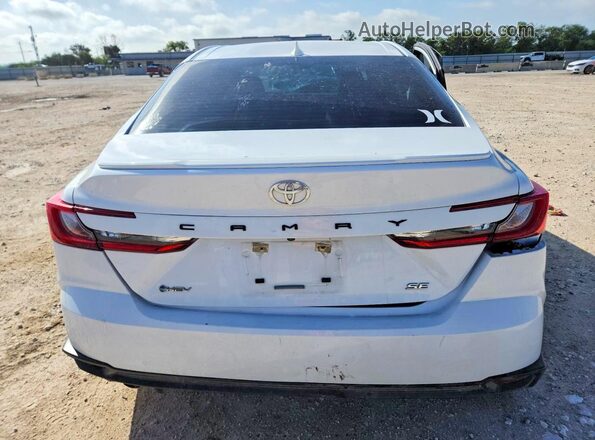 4T1DAACK6SU581027 2025 TOYOTA CAMRY Белый Вид сзади