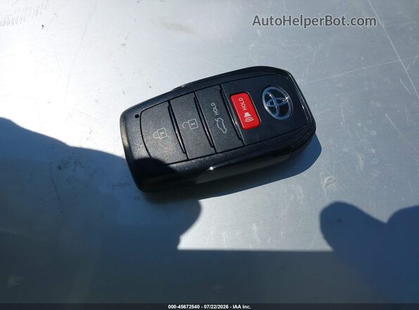 4T1DAACK6TU276869 2026 TOYOTA CAMRY Серебряный Вид панели приборов