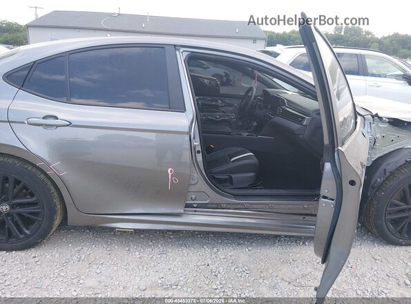 4T1DAACK6TU683123 2026 TOYOTA CAMRY Gray წინა სალონის ხედი