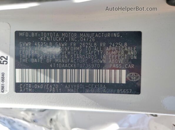4T1DAACK6TU736970 2026 TOYOTA CAMRY White Vista del compartimento del motor