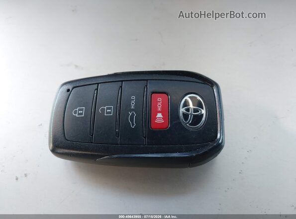 4T1DAACK7SU008265 2025 TOYOTA CAMRY Белый Вид панели приборов