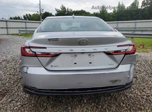 4T1DAACK7SU017970 2025 TOYOTA CAMRY Silver Vista trasera