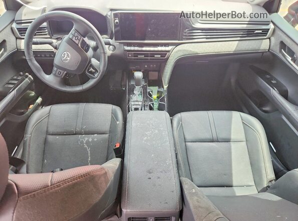4T1DAACK7SU134707 2025 TOYOTA CAMRY Red Widok deski rozdzielczej