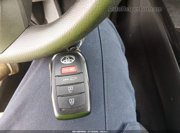 4T1DAACK7SU153242 2025 TOYOTA CAMRY Silver Widok deski rozdzielczej
