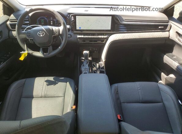 4T1DAACK7SU207462 2025 TOYOTA CAMRY White Vista del salpicadero