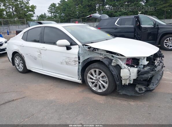 4T1DAACK7SU512587 2025 TOYOTA CAMRY White Դիմացի տեսք